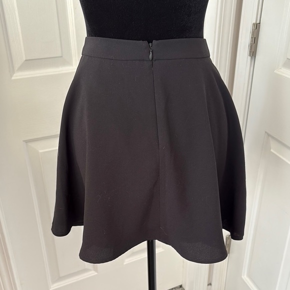 Express Black Skater Mini Skirt for Casual Wear - Picture 9 of 10